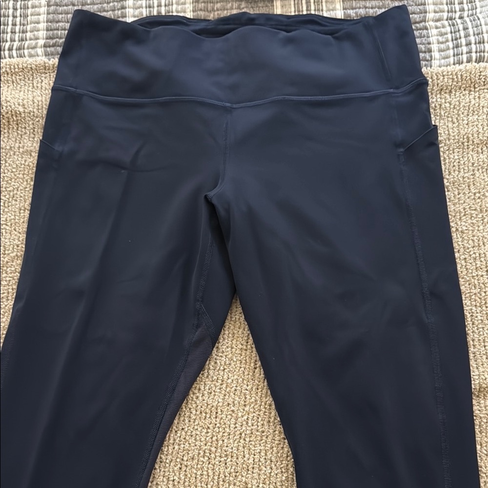 Lululemon Fast and Free, navy, size 12